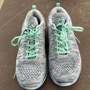 APL sneakers light blue